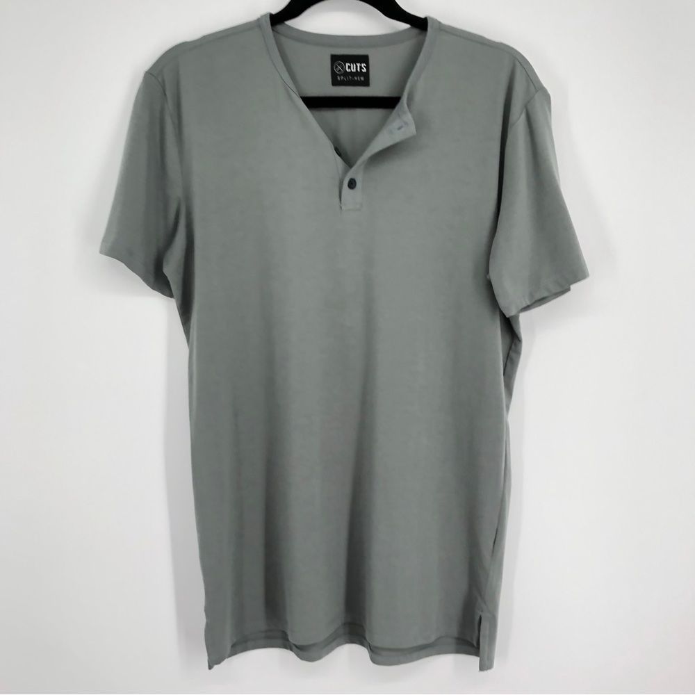 Cuts Clothing Gray Short Sleeve Tee